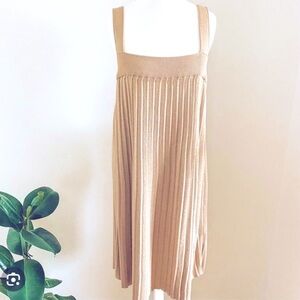 H&M Gold Glitter Sleeveless Pleated‎ Shift Dress​​
